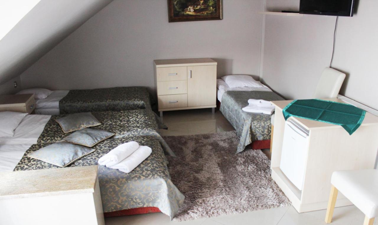 Hotel Osrodek Wczasowy Rewa Extérieur photo