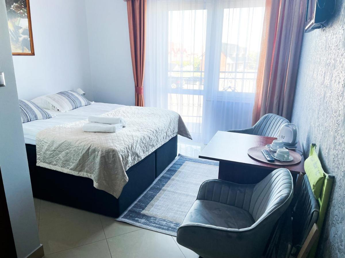 Hotel Osrodek Wczasowy Rewa Extérieur photo