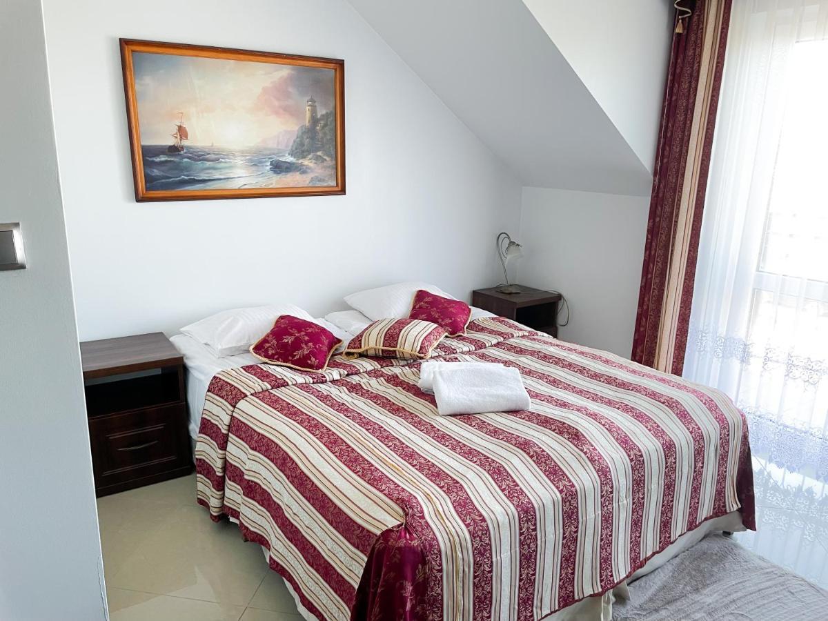 Hotel Osrodek Wczasowy Rewa Extérieur photo