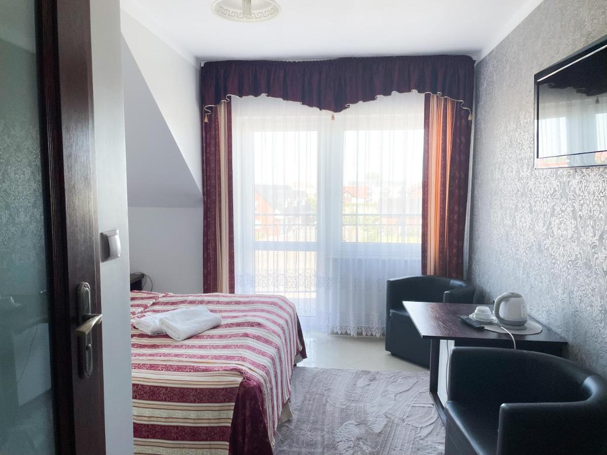 Hotel Osrodek Wczasowy Rewa Extérieur photo
