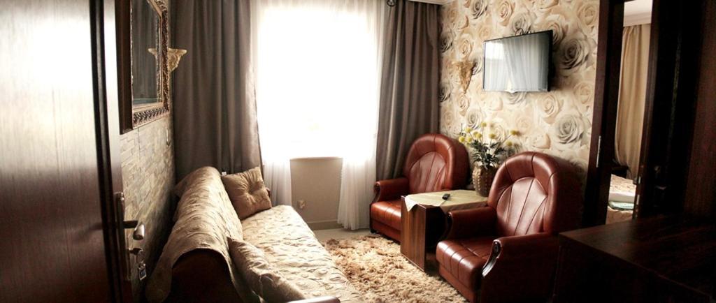 Hotel Osrodek Wczasowy Rewa Extérieur photo
